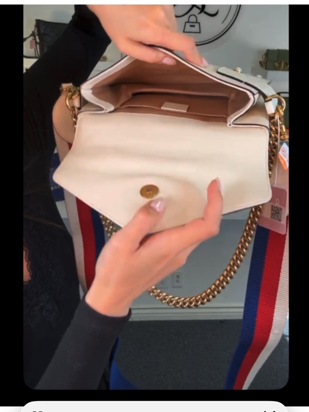 Excellent Gucci Queen Bee Pearl-Studded Cream Bag w COA - Picture 4 of 6